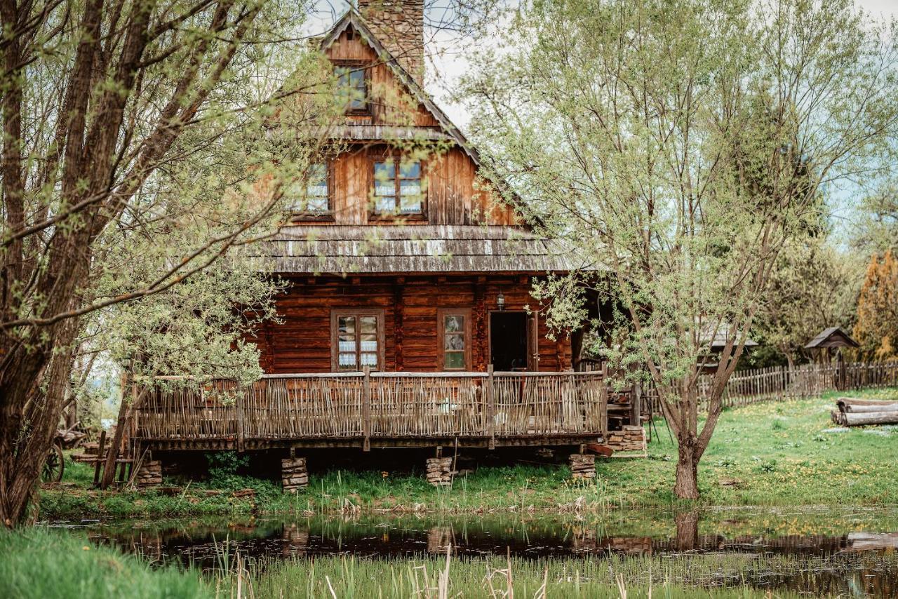 Przystanek Ropienka Lesniczowka Villa Exterior photo